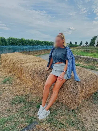 Elisa, 38