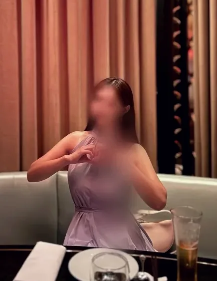 Juliane, 30