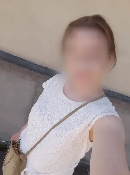 Kathleen, 37