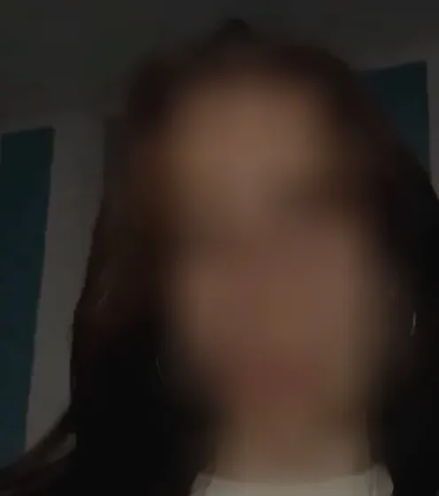 Katrin, 20