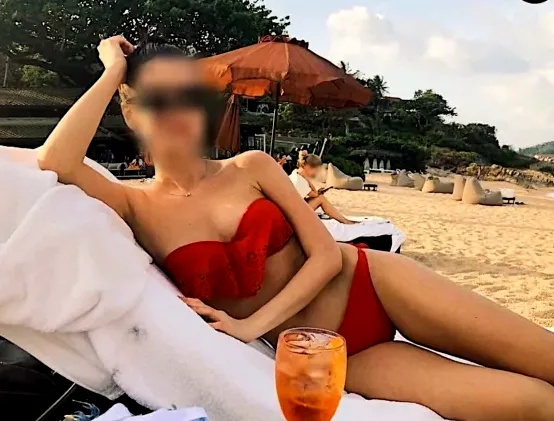 Luisa, 35