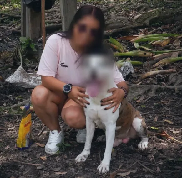 Marion, 32