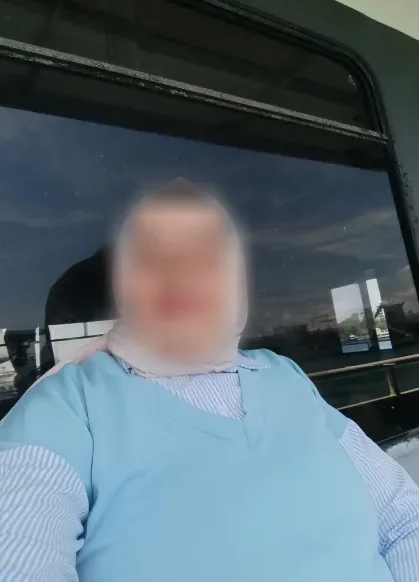 Paula, 35