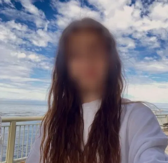 Sophia, 27