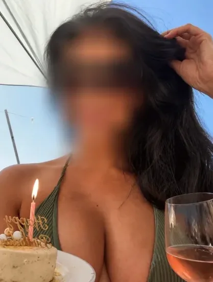 Theresa, 40