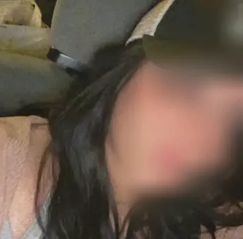 Yvonne, 23